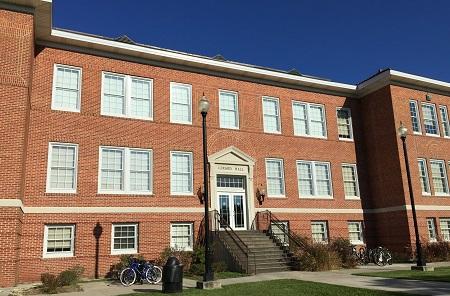 Front of Girard Hall on UL Lafayette campus